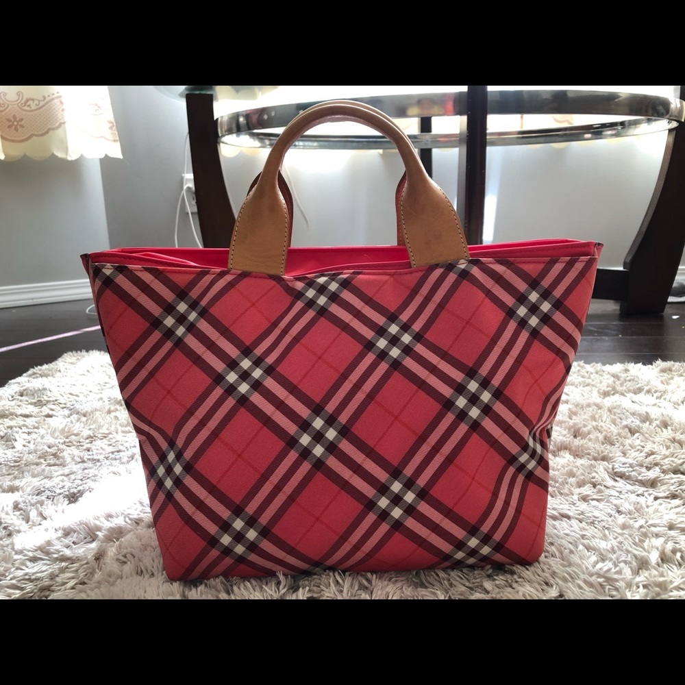 BURBERRY HAND BAG - Picture 2 of 16